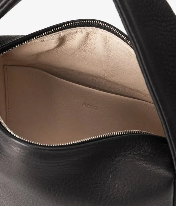 Aeta/DEER LEATHER ONE SHOULDER SQUARE(BLACK)