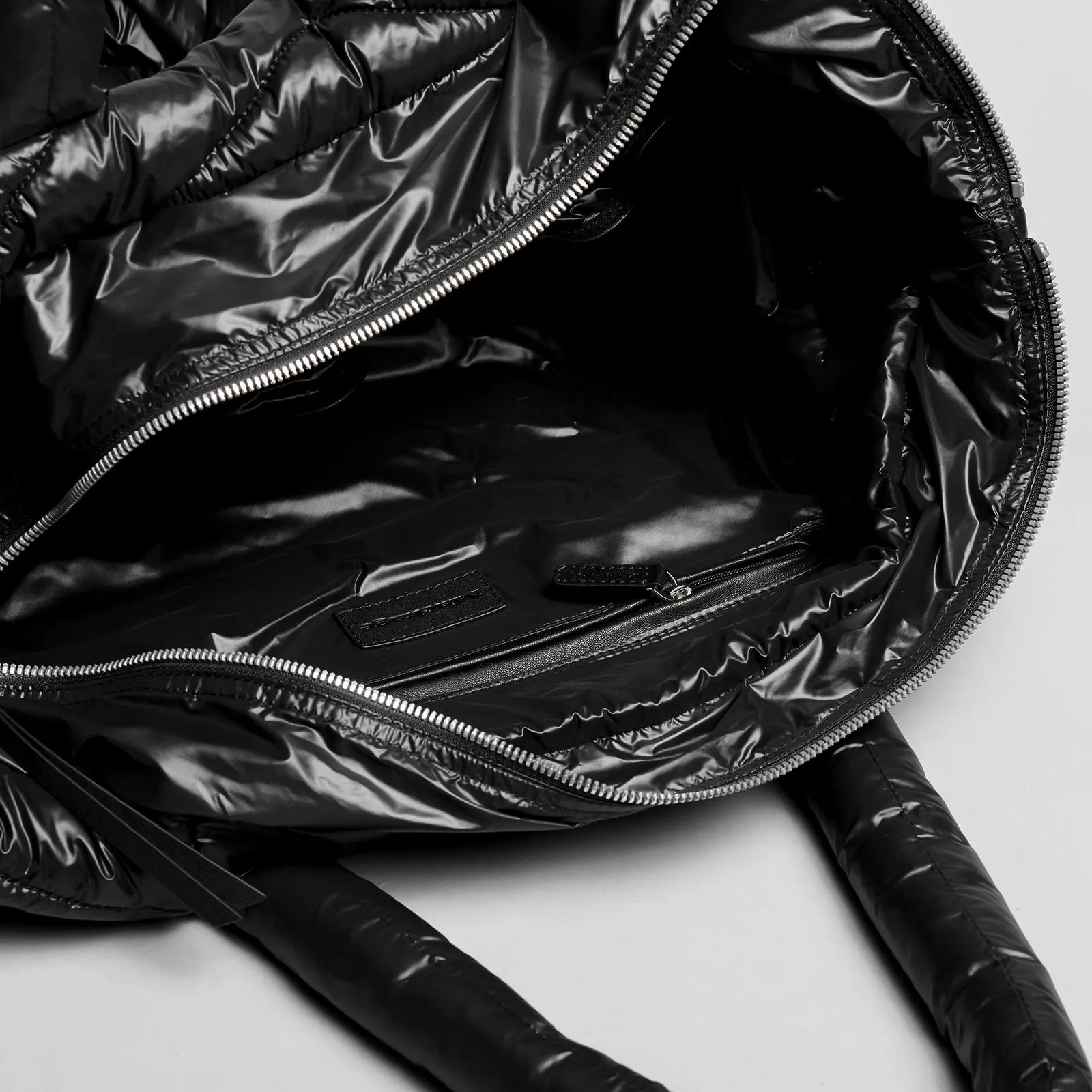 Rox Quilted Nylon Tote (Black)