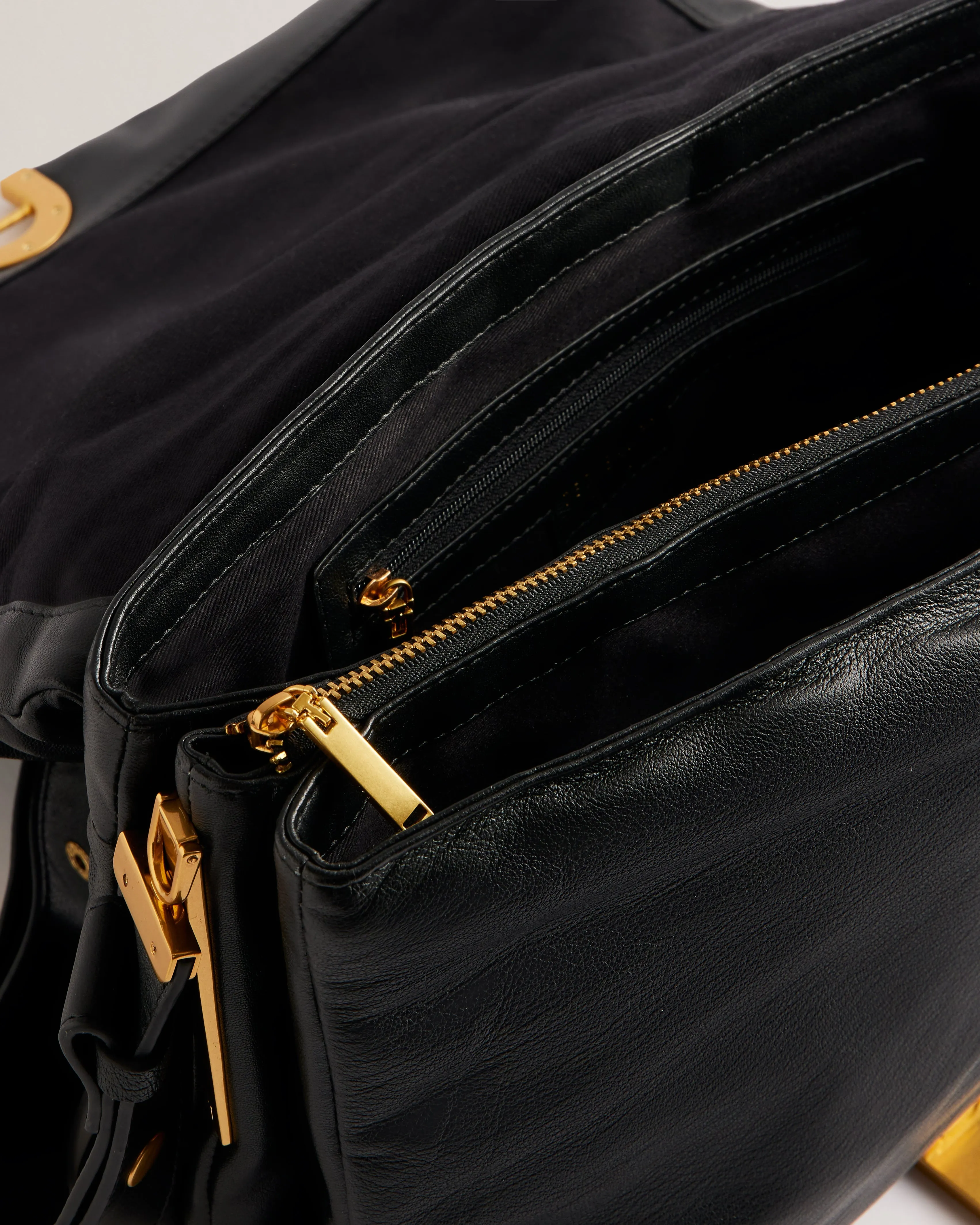 Samilla Lock Detail Soft Quilted Large Black