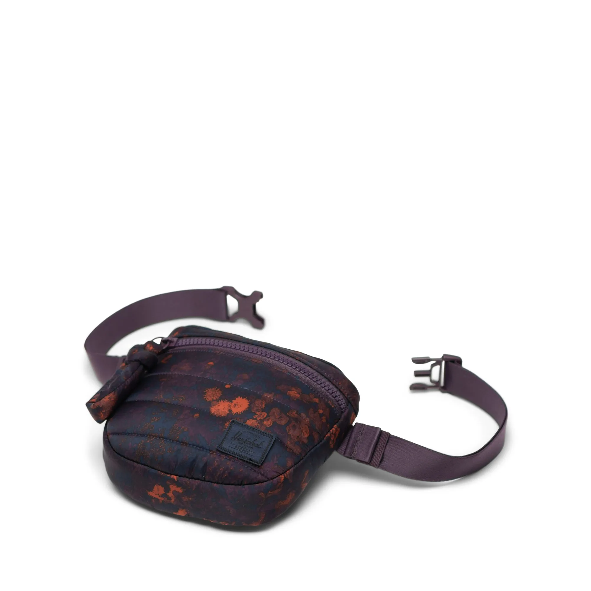 Settlement Quilted Hip Pack