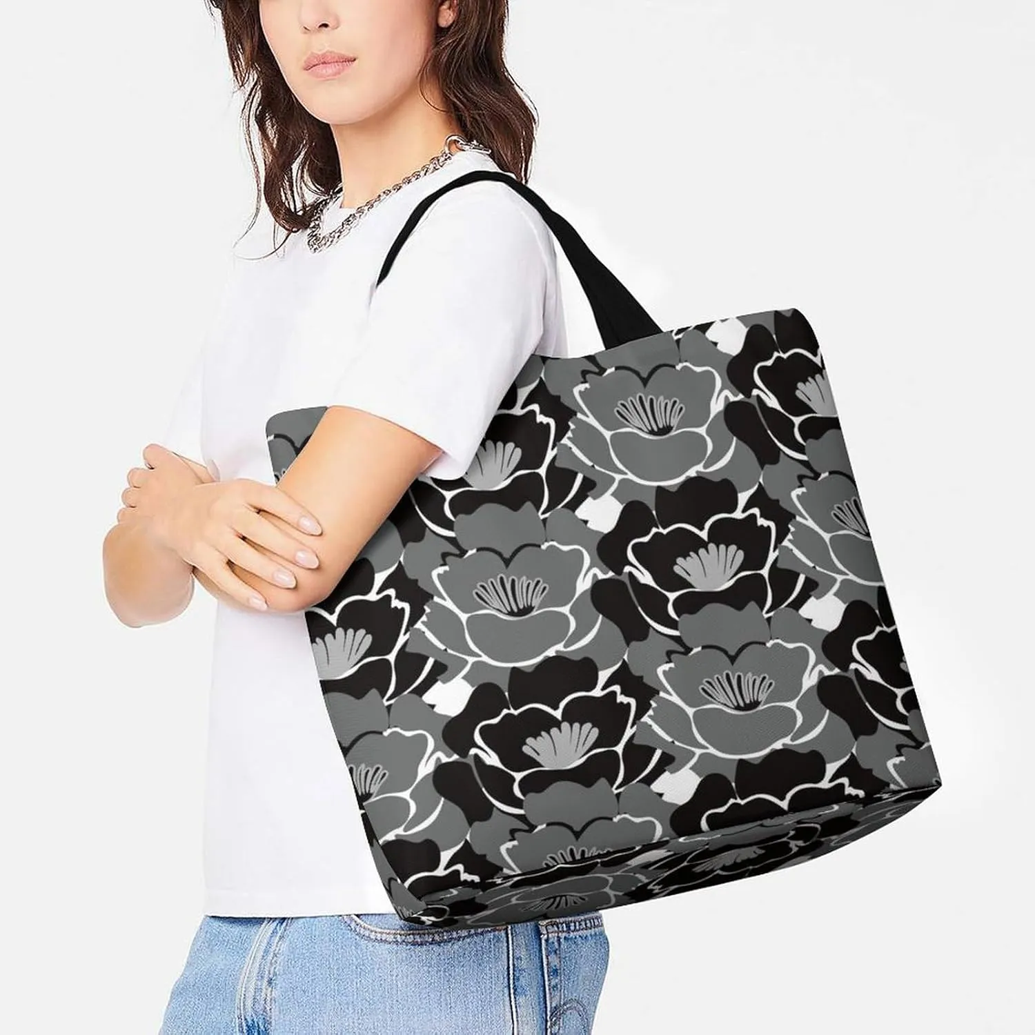 Womens Large Capacity Tote Bag for Shopping Travel and Daily Use Stylish Canvas Shoulder Bag for Beach Grocery Work